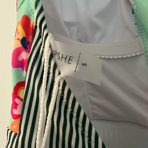 CUPSHE Women's Countryside Style Floral Cross Tie One-Piece Swimsuit NWT Size S - Picture 8 of 8